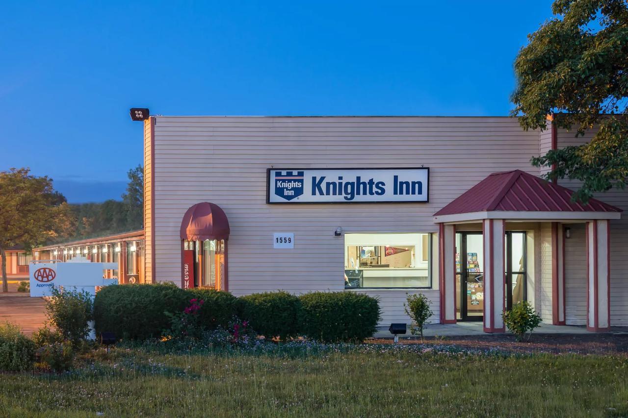 Knights Inn Columbus/Franklinton מראה חיצוני תמונה