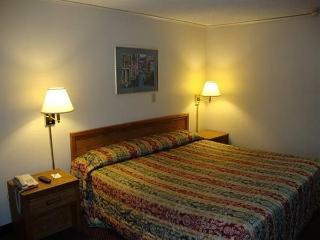Knights Inn Columbus/Franklinton מראה חיצוני תמונה